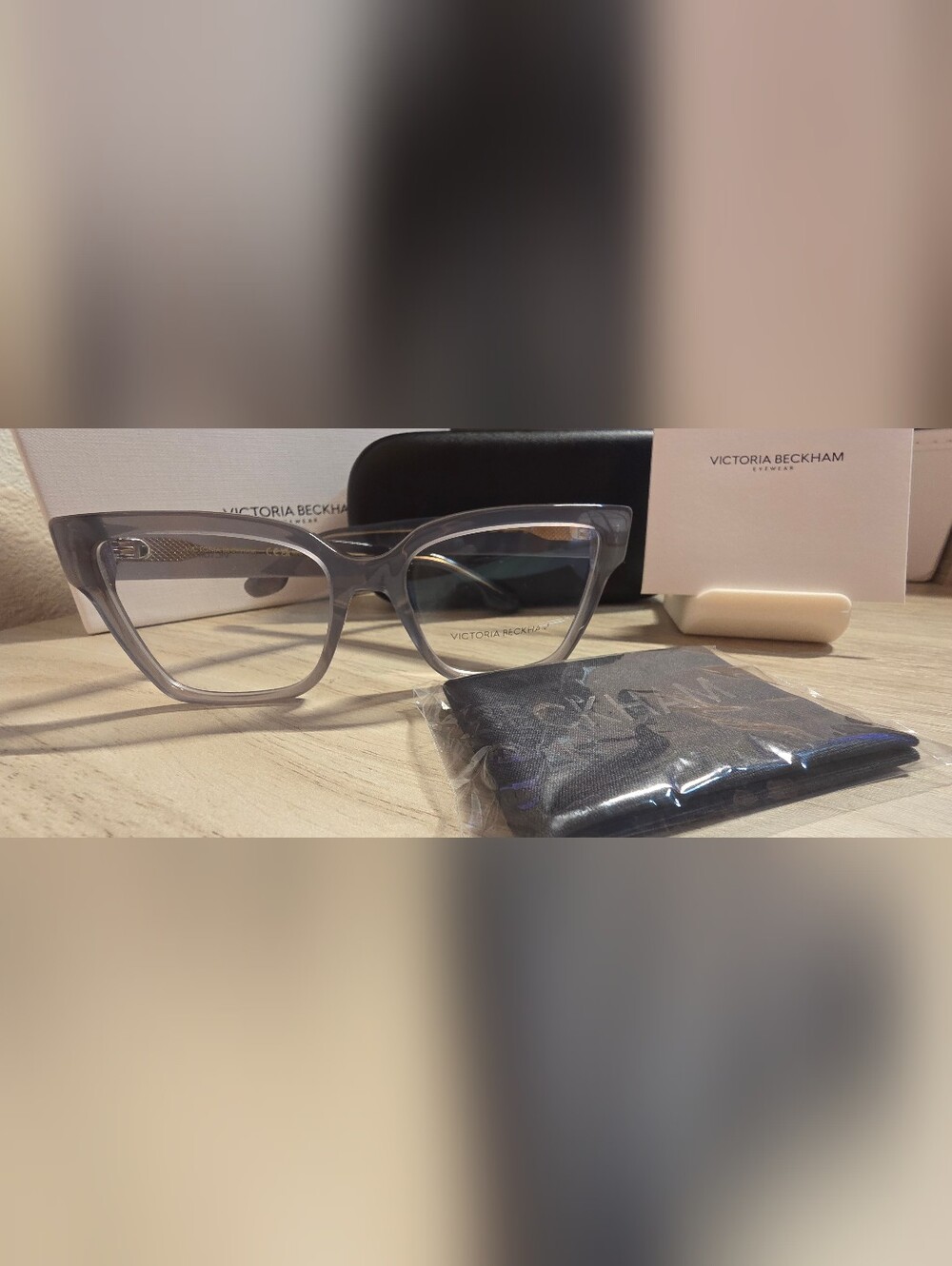 BNIB Victoria Beckham Eyewear - Picture 3 of 9